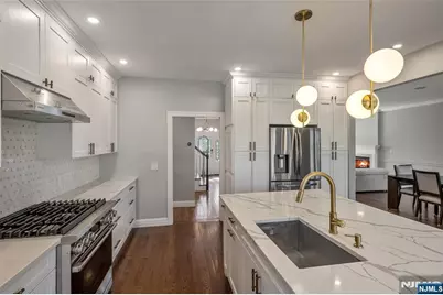 33 Country Club Road, Tenafly, NJ 07670 - Photo 9