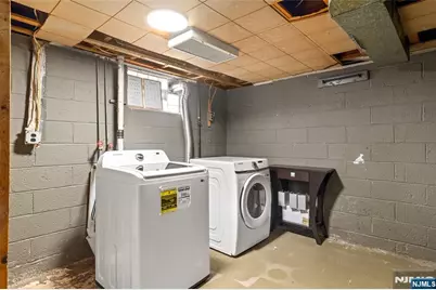 401 White Street, Orange, NJ 07050 - Photo 25