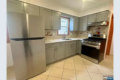 17 Hamilton Street, Harrison, NJ 07029 - Photo 7