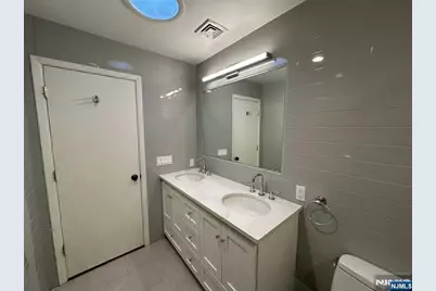 711 Camperdown Road, Teaneck Township, NJ 07666 - Photo 9