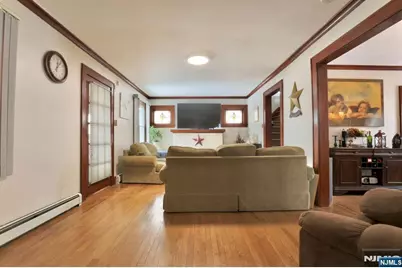 24 Hewitt Avenue, Belleville, NJ 07109 - Photo 7