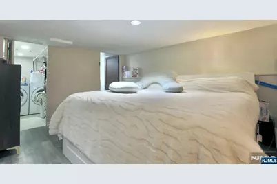 24 Hewitt Avenue, Belleville, NJ 07109 - Photo 19