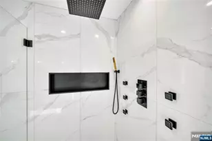 428 6th Street 1, Palisades Park, NJ 07650 - Photo 29