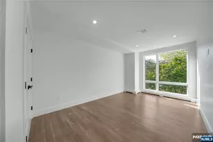 428 6th Street 1, Palisades Park, NJ 07650 - Photo 35