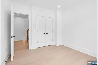 25 Garden Place A #A, Edgewater, NJ 07020 - Photo 25