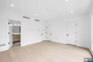 25 Garden Pl A, Edgewater, NJ 07020 - Photo 15