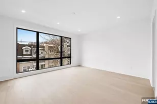 25 Garden Pl A, Edgewater, NJ 07020 - Photo 13