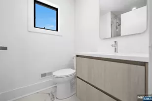 25 Garden Pl A, Edgewater, NJ 07020 - Photo 29