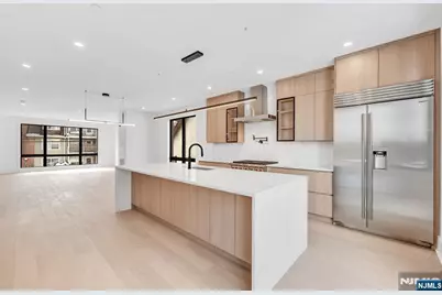 25 Garden Place A #A, Edgewater, NJ 07020 - Photo 7