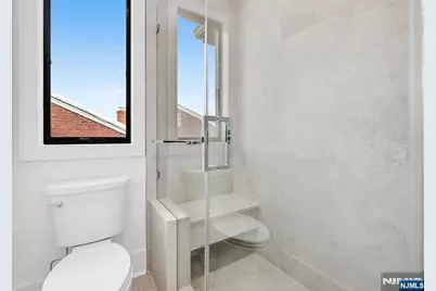 25 Garden Place A #A, Edgewater, NJ 07020 - Photo 23