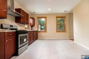 21 Dodd St, East Orange, NJ 07017 - Photo 13