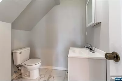 21 Dodd Street, East Orange, NJ 07017 - Photo 5