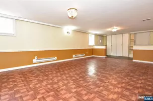 110 Lakeshore Dr, Oakland, NJ 07436 - Photo 27