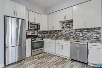 424 Whiton Street 301 #301, Jersey City, NJ 07304 - Photo 5