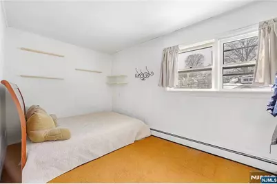 15 Garden Street, Bergenfield, NJ 07621 - Photo 19