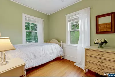 694 Lotus Avenue, Oradell, NJ 07649 - Photo 27
