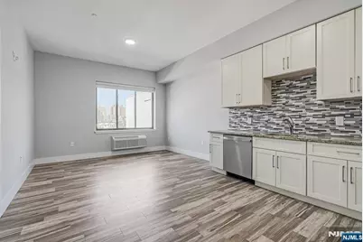 424 Whiton Street 304 #304, Jersey City, NJ 07304 - Photo 11