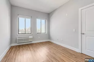 424 Whiton Street 304, Jersey City, NJ 07304 - Photo 3