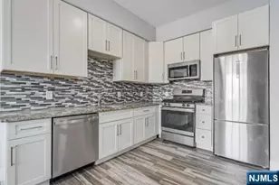 424 Whiton Street 304, Jersey City, NJ 07304 - Photo 9