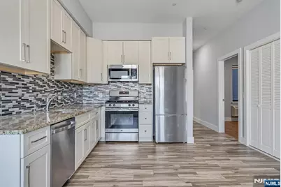 424 Whiton Street 304 #304, Jersey City, NJ 07304 - Photo 11
