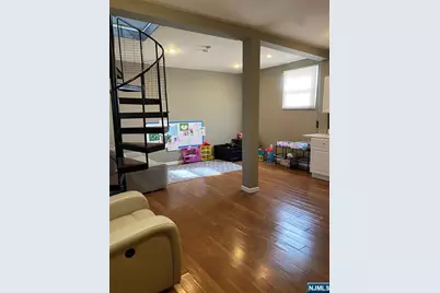 252 Degraw Avenue, Teaneck Township, NJ 07666 - Photo 1