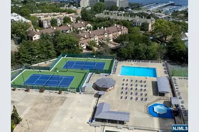 300 Winston Drive 919 #919, Cliffside Park, NJ 07010 - Photo 25