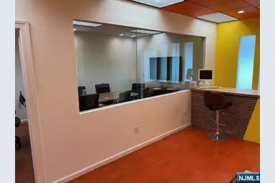 725 Grand Avenue 304 #304, Ridgefield, NJ 07657 - Photo 7