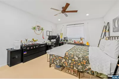 2213 Hilltop Road, Mahwah, NJ 07430 - Photo 9