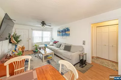 120 Willard Street 14 #14, Pompton Lakes, NJ 07442 - Photo 17