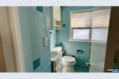 228 Philip Avenue, Elmwood Park, NJ 07407 - Photo 15