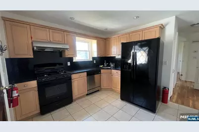 228 Philip Avenue, Elmwood Park, NJ 07407 - Photo 7