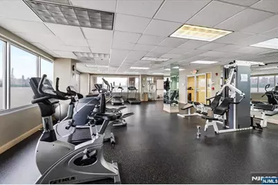 214 The Promenade 214 #214, Edgewater, NJ 07020 - Photo 33