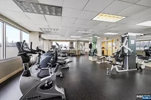 214 The Promenade 214, Edgewater, NJ 07020 - Photo 33