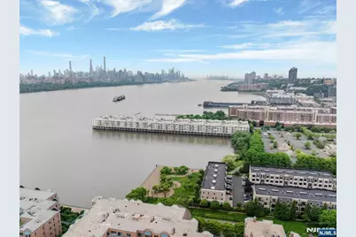 214 The Promenade 214 #214, Edgewater, NJ 07020 - Photo 15