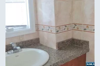 2345 Franklin Street B #B, Fort Lee, NJ 07024 - Photo 7