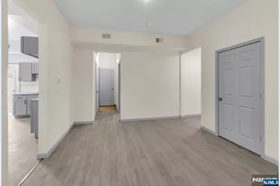 183 6th Street 181 #181, Newark, NJ 07107 - Photo 17