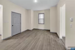 183 6th Street 181, Newark, NJ 07107 - Photo 7