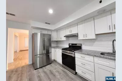 220 Ruby Avenue 2nd Fl #2nd FL, Palisades Park, NJ 07650 - Photo 5