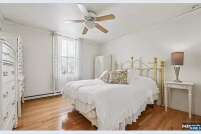 328 Carmita Avenue, Rutherford, NJ 07070 - Photo 21