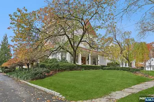 328 Carmita Ave, Rutherford, NJ 07070 - Photo 3