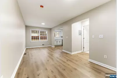 18 Kinney Street, Newark, NJ 07102 - Photo 7