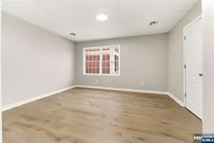 18 Kinney St, Newark, NJ 07102 - Photo 9