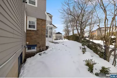 124 Hawthorne Avenue, Clifton, NJ 07011 - Photo 29