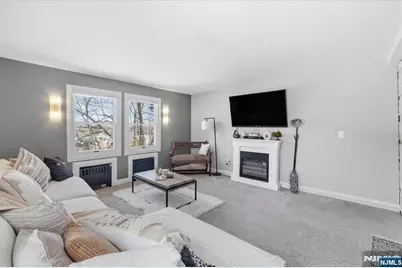 124 Hawthorne Avenue, Clifton, NJ 07011 - Photo 17