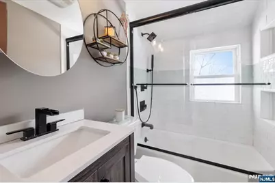 124 Hawthorne Avenue, Clifton, NJ 07011 - Photo 23