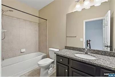 25 Veterans Drive, Wood Ridge, NJ 07075 - Photo 13