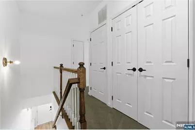 25 Veterans Drive, Wood Ridge, NJ 07075 - Photo 11