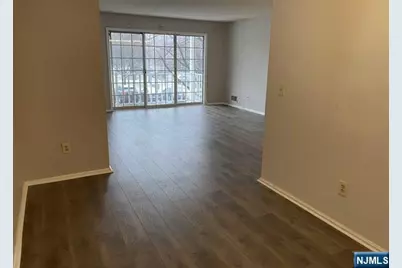 126 Raintree Lane, Mahwah, NJ 07430 - Photo 17