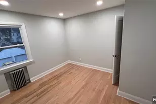 86 N Walnut St, Ridgewood, NJ 07450 - Photo 9