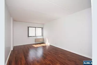 555 Gorge Road 3B #3B, Cliffside Park, NJ 07010 - Photo 7